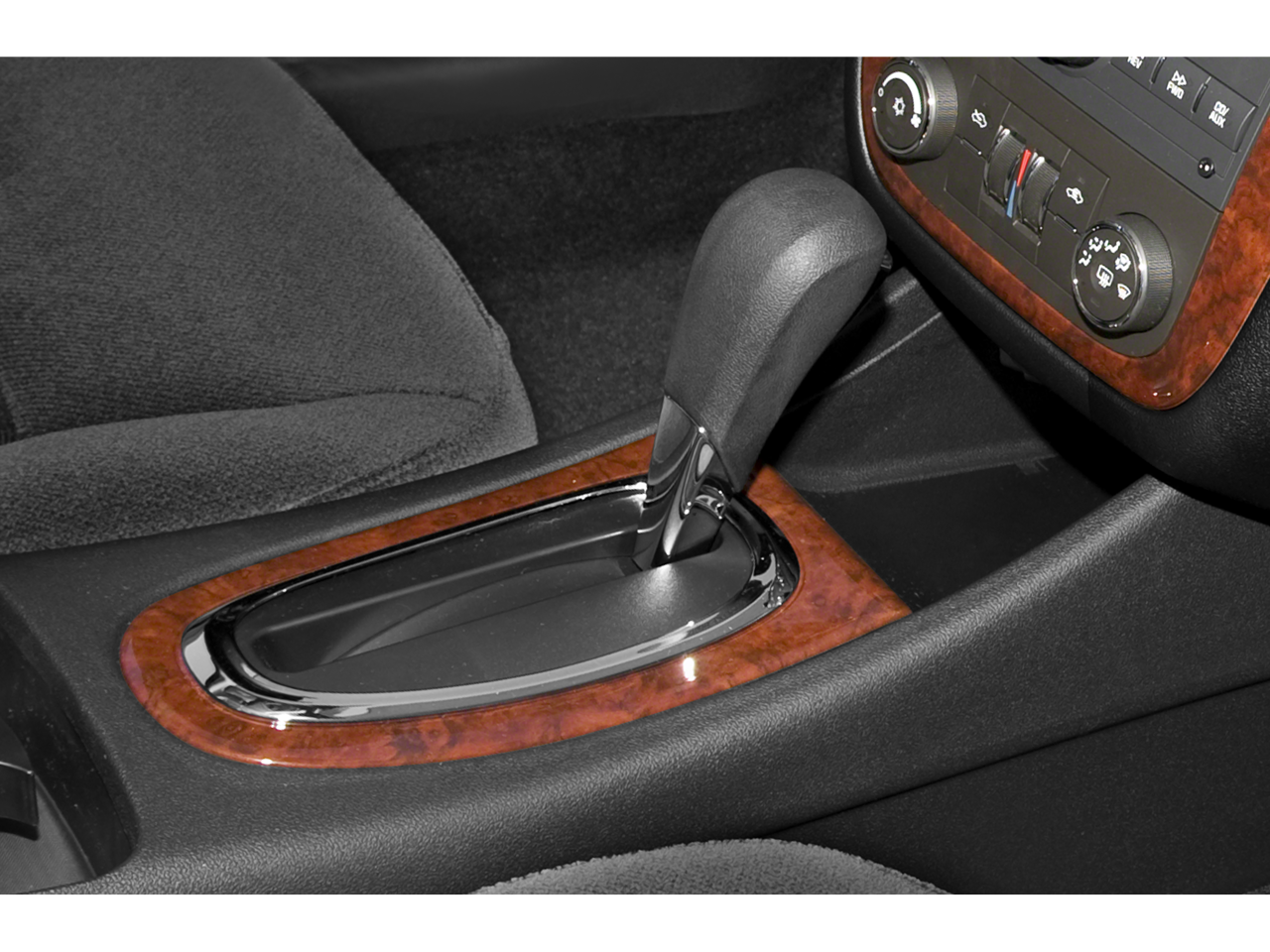 2015 Chevrolet Impala LS photo 4