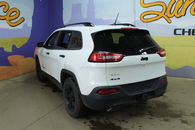2017 Jeep Cherokee Sport