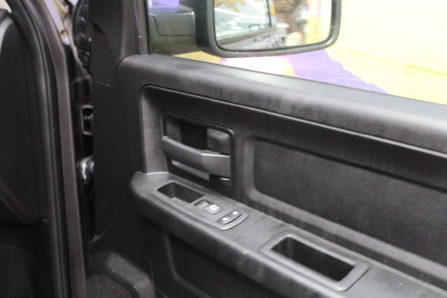 2021 RAM 1500 Classic Express