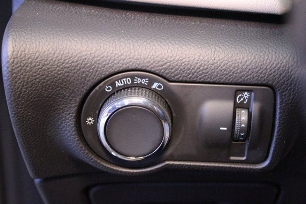 2016 Buick Verano Convenience 1