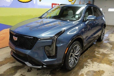 2024 Cadillac XT4 Sport