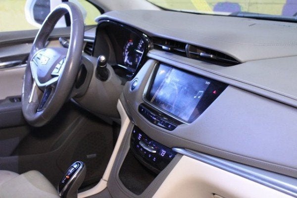 2017 Cadillac XT5 Luxury AWD