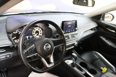 2022 Nissan Altima SR FWD