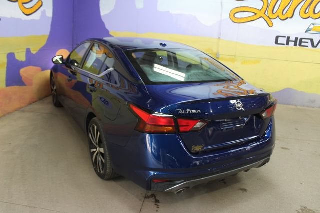 2022 Nissan Altima SR FWD