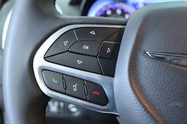 2023 Chrysler 300 Touring L