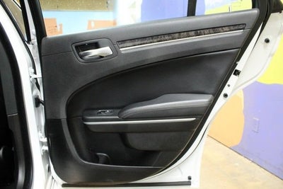 2022 Chrysler 300 Touring L