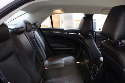 2022 Chrysler 300 Touring L