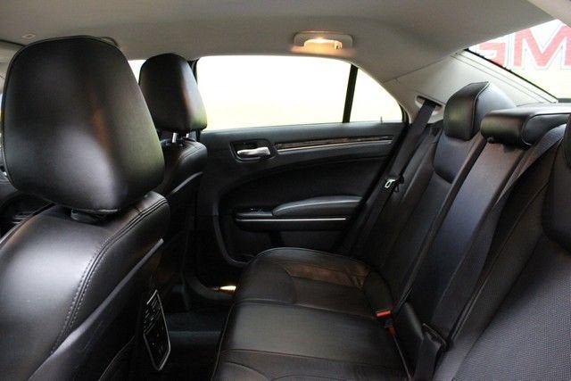 2022 Chrysler 300 Touring L
