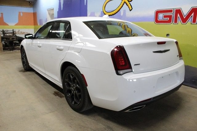 2022 Chrysler 300 Touring L