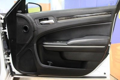 2022 Chrysler 300 Touring L