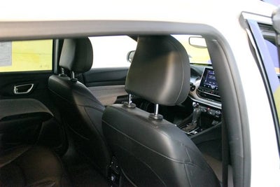 2023 Jeep Compass Latitude Lux FWD