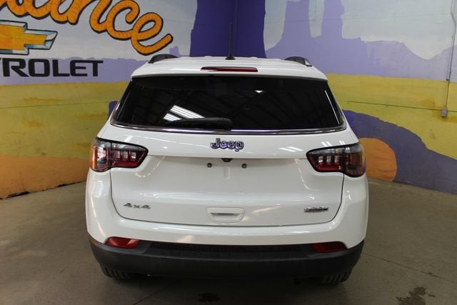 2023 Jeep Compass Latitude Lux FWD