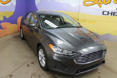 2020 Ford Fusion SE