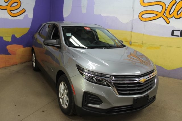 2023 Chevrolet Equinox LS