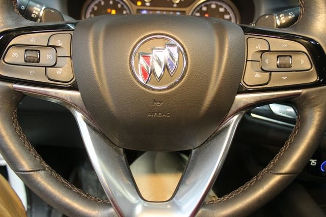 2022 Buick Enclave Essence