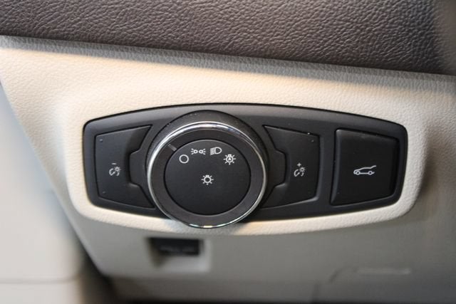 2019 Lincoln MKC Select