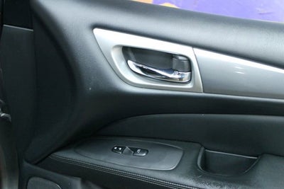 2020 Nissan Pathfinder SL 4WD