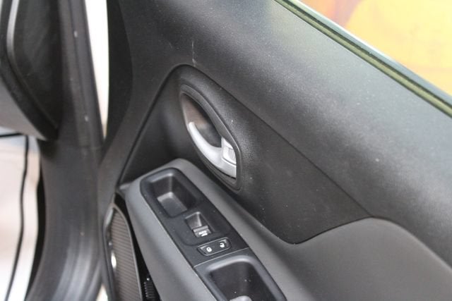 2023 Jeep Renegade Altitude 4x4