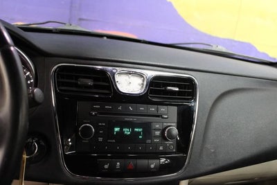 2012 Chrysler 200 Limited