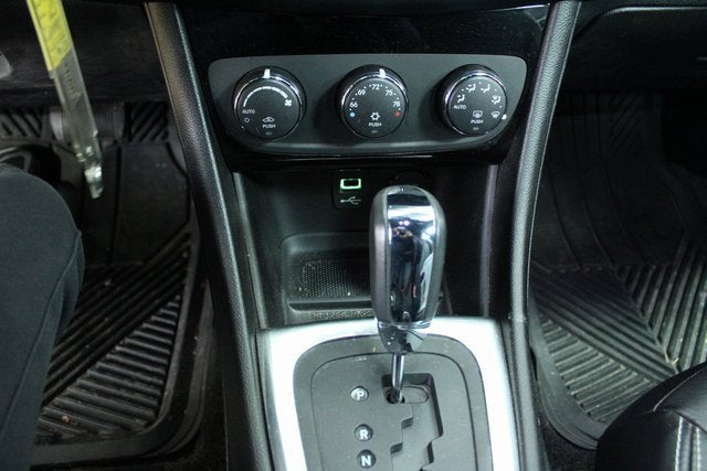 2014 Chrysler 200 Limited