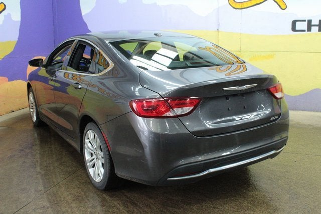 2016 Chrysler 200 Limited