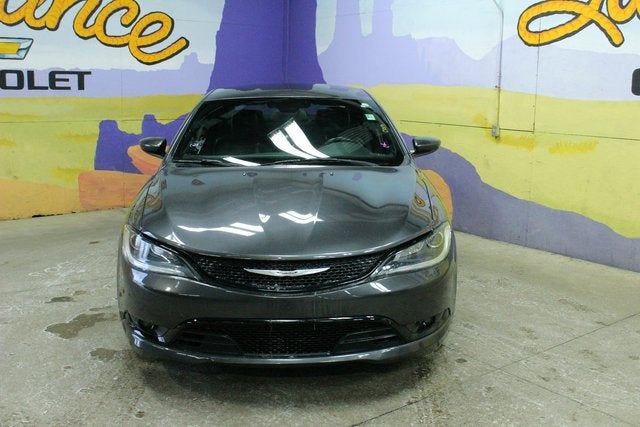 2016 Chrysler 200 S
