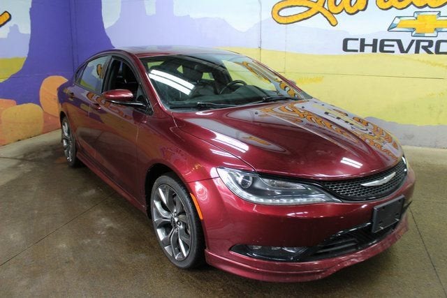 2016 Chrysler 200 S