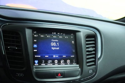 2015 Chrysler 200 S