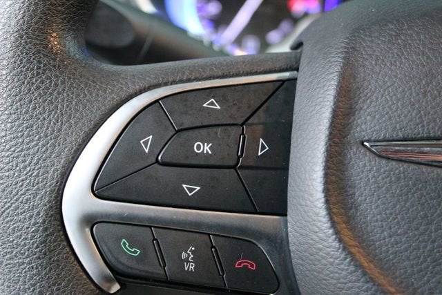 2016 Chrysler 200 LX