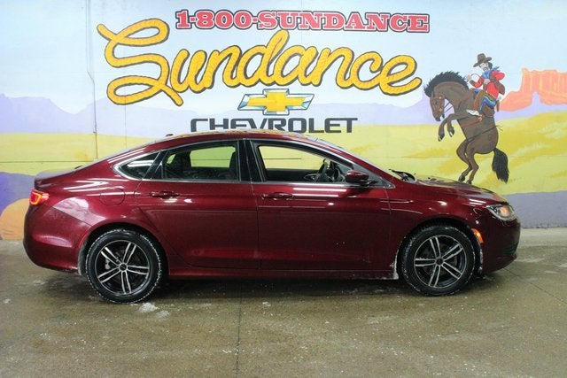 2016 Chrysler 200 LX