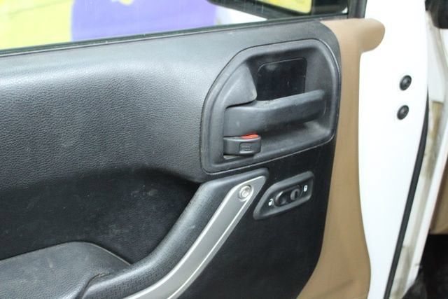 2012 Jeep Wrangler Sahara
