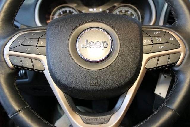 2017 Jeep Cherokee Sport