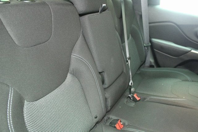 2019 Jeep Cherokee Sport