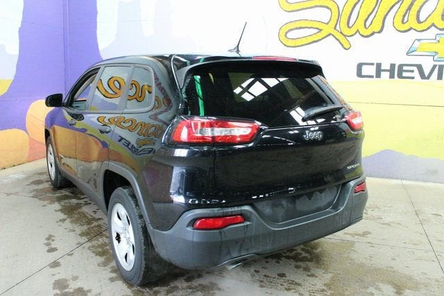 2017 Jeep Cherokee Sport