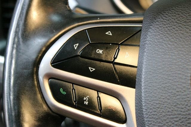 2019 Jeep Cherokee Sport