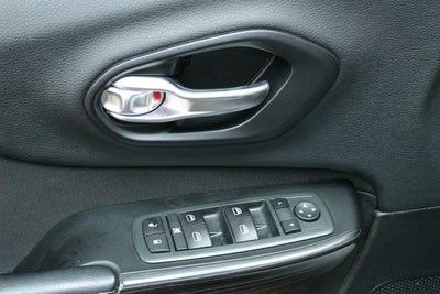 2014 Jeep Cherokee Sport