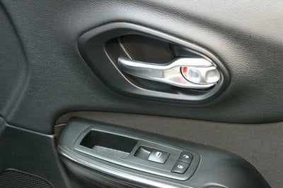 2014 Jeep Cherokee Sport