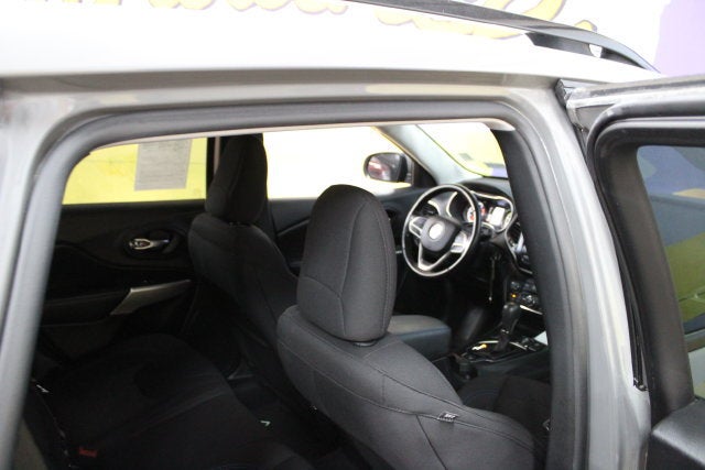 2020 Jeep Cherokee Upland