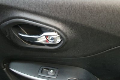 2019 Jeep Cherokee Sport