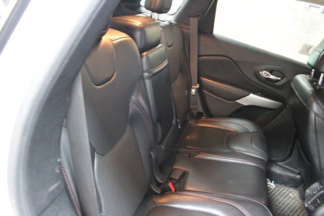 2017 Jeep Cherokee L Plus Pkg