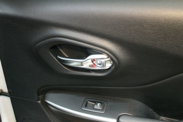 2019 Jeep Cherokee North