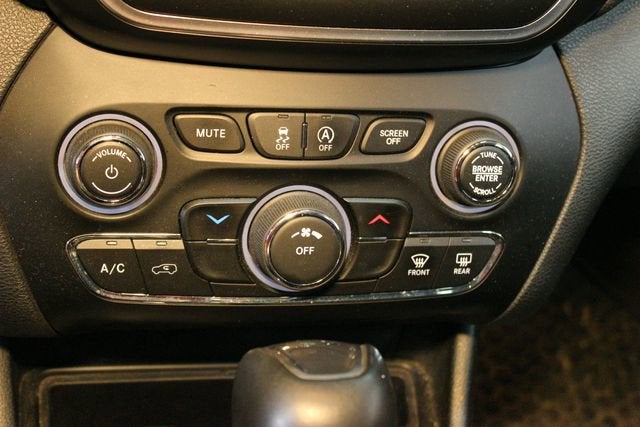 2019 Jeep Cherokee North