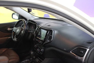 2019 Jeep Cherokee Overland