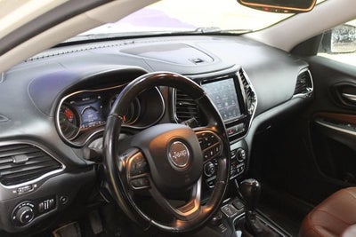 2019 Jeep Cherokee Overland