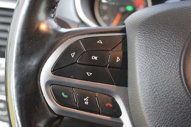 2019 Jeep Cherokee Overland