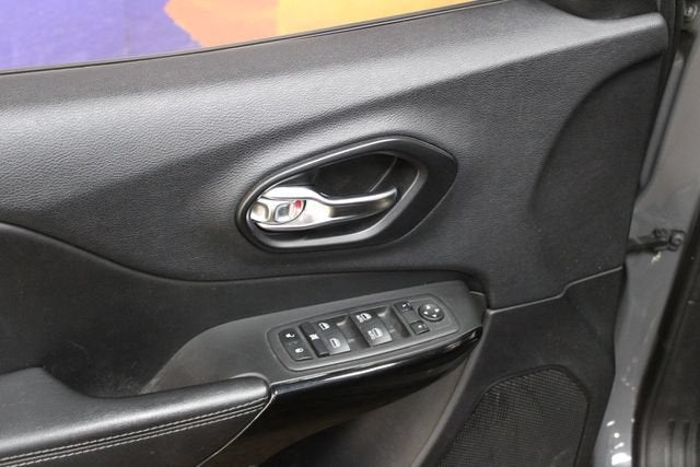 2023 Jeep Cherokee Altitude Lux 4x4