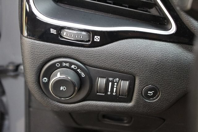2023 Jeep Cherokee Altitude Lux 4x4