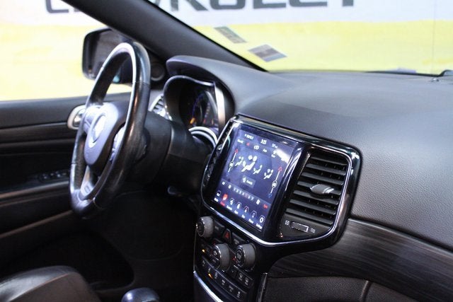 2020 Jeep Grand Cherokee Laredo