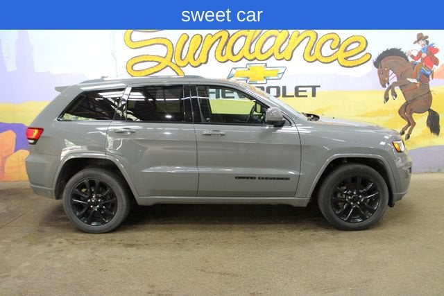2020 Jeep Grand Cherokee Laredo