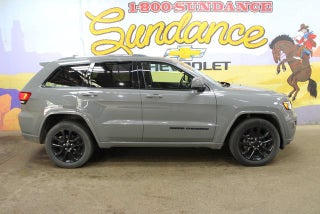 2020 Jeep Grand Cherokee Laredo